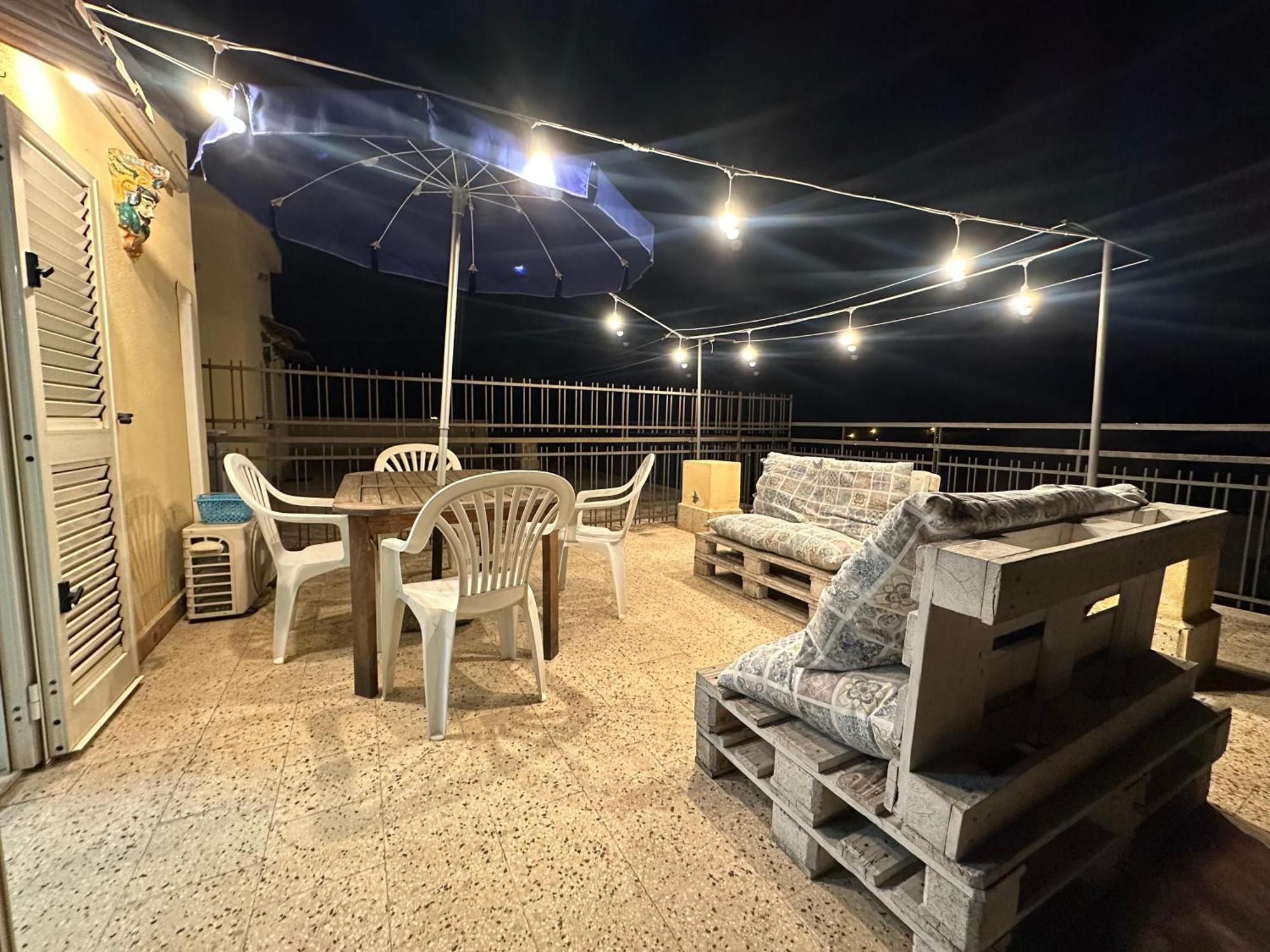 Attico Di Giggia Apartment จีอาร์ดีนี นักซอส ภายนอก รูปภาพ